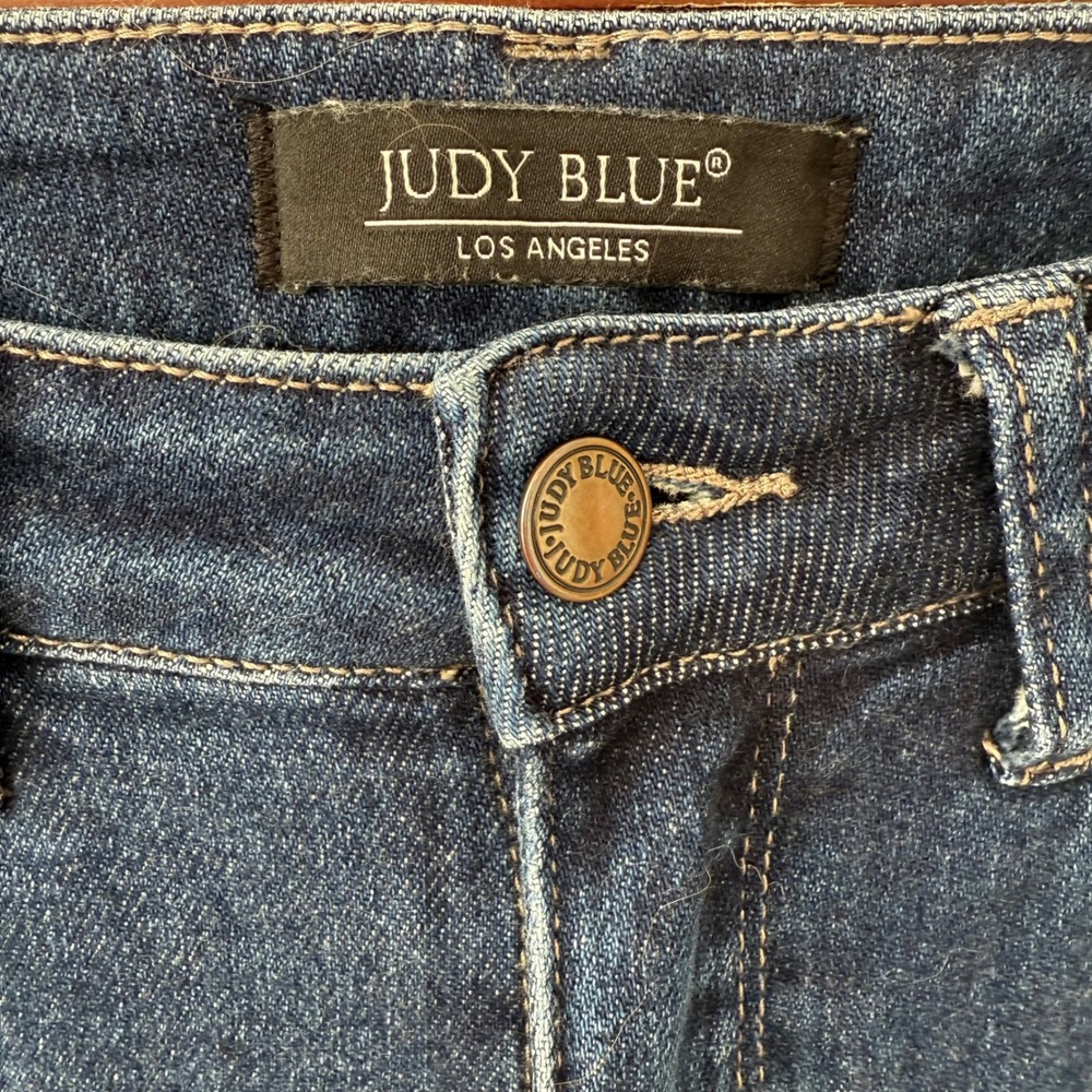 Judy Blue Women's Betsy Hi-Rise Cropped Straight Fit w/ Side‎ Slit Jeans Sz 7/28 - Picture 9 of 10
